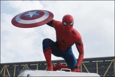 Quel acteur joue Peter Parker, Spider-Man, dans le film ?