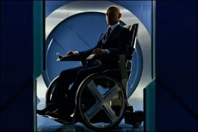 Comment se nomme le X-Men qui est en fauteuil ?
