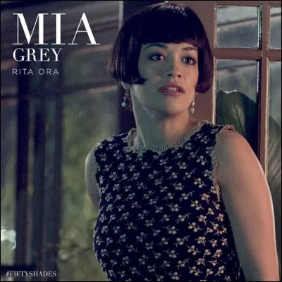 Quel art martial Mia étudie-t-elle ?