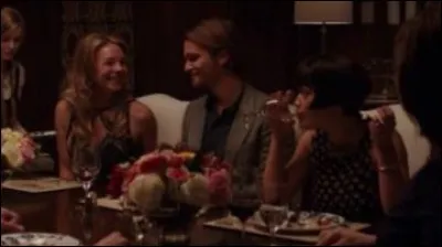 D'où Mia revient-elle ?