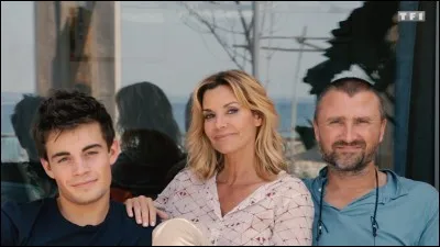 Quel est le nom de famille de Chloé et Alex ?