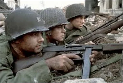 Luc Besson est le réalisateur du film "Il faut sauver le soldat Ryan".