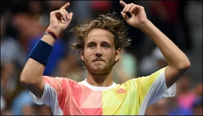 Que fait Lucas Pouille ?