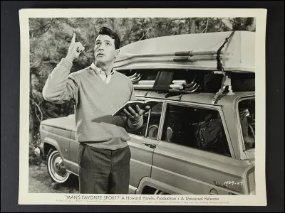 Dans cette délicieuse comédie des années 60 Le sport favori de l'homme (Man's favorite sport en VO), Rock Hudson est un auteur réputé en matière de pêche, sauf qu'il n'a jamais pêché de sa vie, tandis que son patron l'inscrit à un concours de pêche... Quel poisson fait l'objet du concours ?