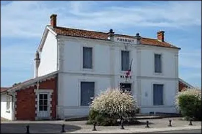 Les habitants de Puyravault (Charente-Maritime) portent le nom de ...