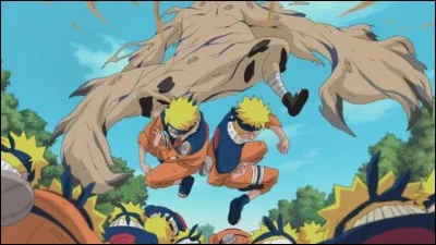 J'espère que vous n'en avez pas marre. Avec quelle technique le sensei arrive-t-il à s'en tirer la première fois que Naruto l'attaque ?
