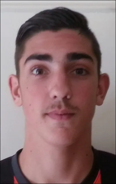 Il est le fr&egrave;re d'une c&eacute;l&egrave;bre star. Laquelle ?