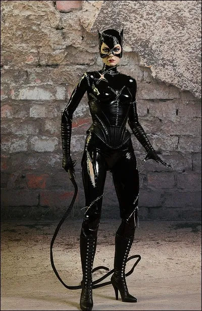 Catwoman apparaît dans les films...