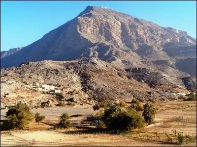 Dans quelle discipline Oman accueille-t-il, chaque année en février, un événement d'envergure internationale rassemblant les meilleurs sportifs du monde ?