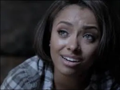 Qui Bonnie a-t-elle failli tuer en protégeant Shane de Kol ?