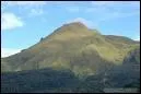Quel est ce volcan des Antilles qui explosa en 1902 ?
