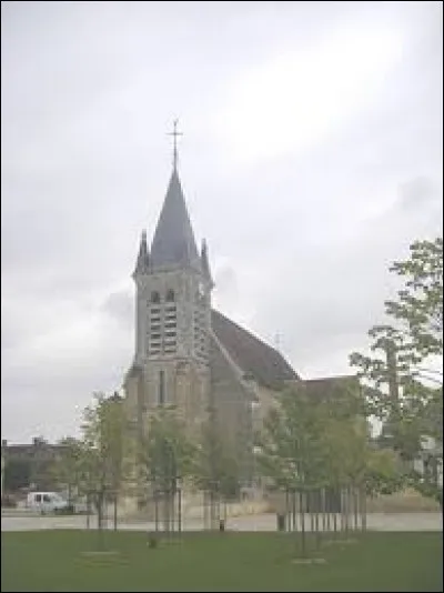 Commune de Bourgogne-Franche-Comté, dans l'agglomération Auxerroise, Villeneuve-Saint-Salves se situe dans le département ...