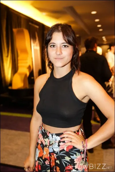 Dans quelle saison la mère de Cath meurt-elle ?