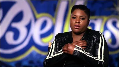 Comment s'appelle cette fille ?