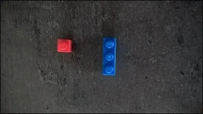Quelle fraction du Lego bleu le Lego rouge représente-t-il ?