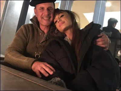 Comment s'appelle son père ?