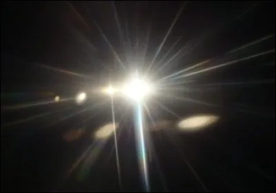 Quelle est la vitesse de la lumière dans le vide ?