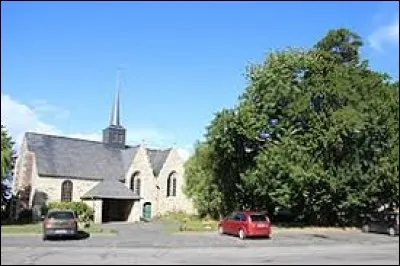 Saint-Launeuc, village Costarmoricain, se situe en région ...