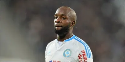 J'ai plus de 30 ans et j'ai joué à Arsenal FC.