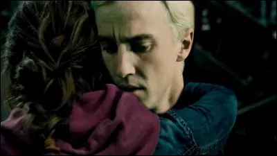 Avec qui Drago est-il à la fin ?