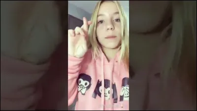 Comment s'appelle-t-elle en vrai ?