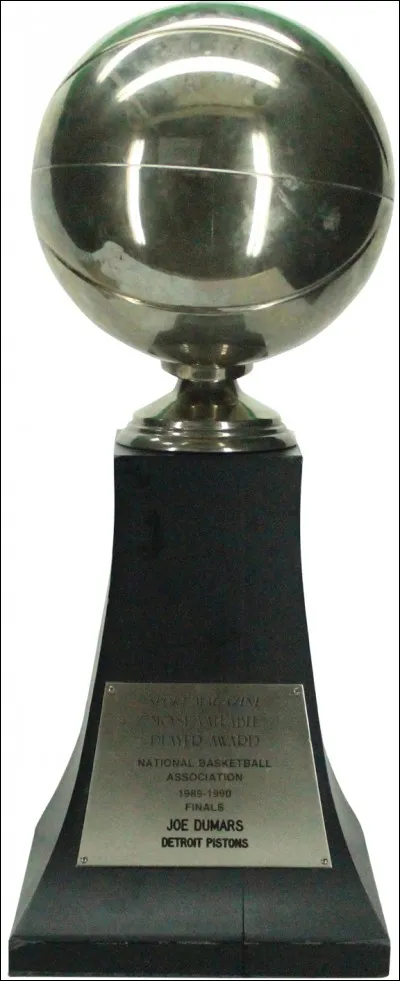 Qui a gagné le titre NBA en 2004 ?