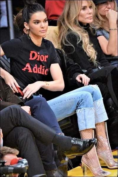 Kendall est, sur sa vie privée, beaucoup plus discrète et réservée que toutes ses autres surs. Mais nous connaissons le nom de son petit-ami ! Qui est-ce ?