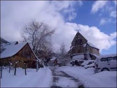 Un habitant d'Antras (Ariège) est un ...
