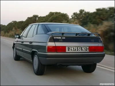 Est-ce que la Citroën XM a existé en version électrique ?