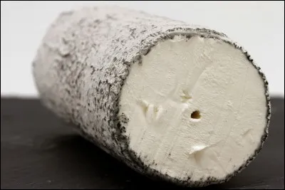 Ce fromage de chèvre est un sainte-maure-de-touraine. Savez-vous où se trouve Sainte-Maure-de-Touraine ?