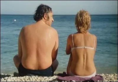 En 1972, Annie Girardot était une grande figure du cinéma français. "La vieille fille" (un terme encore usité à cette époque, quand la femme célibataire était mal vue) évoque une rencontre entre deux solitaires en vacances. Au bord de quelle mer ?