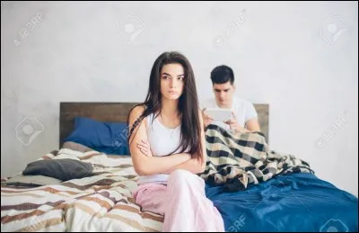 On vient de t'apprendre que ton petit ou ta petite ami(e) te trompe, que fais-tu ?