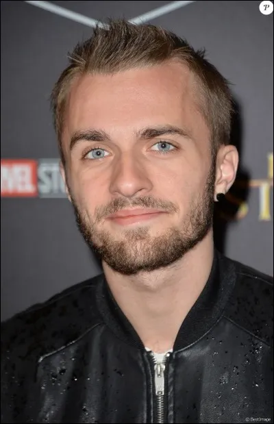 Comment s'appelle Squeezie ?