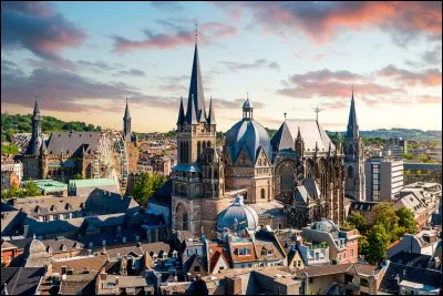 Quelle est cette ville ?