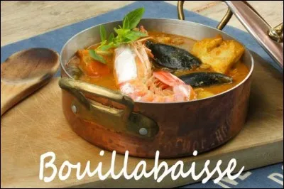 De quelle région sont ces plats : petits farcis niçois, daube provençale et bouillabaisse ?