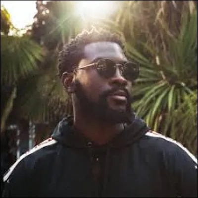 Qui est ce chanteur ?