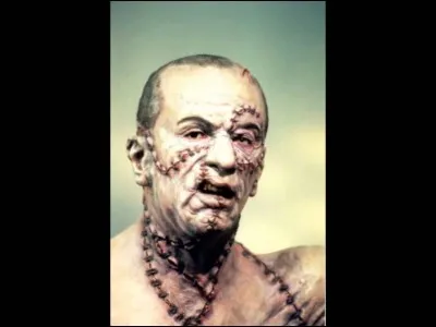 Il est passé de chauffeur de taxi à monstre de Frankeinstein !