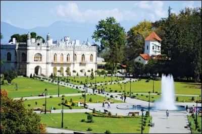 Dans quel pays d'Europe (Caucase) peut-on trouver la ville de Zugdidi ?