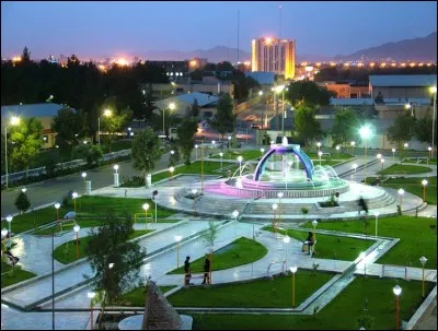 Dans quel pays asiatique se trouve la ville de Zahedan ?