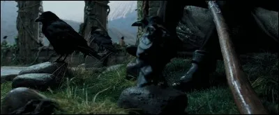 Quelqu'un te dit avoir vu un fantôme roder près du lycée, que fais-tu ?