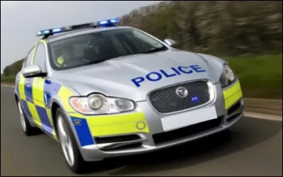 Dans quelle pays la police est dotée de cette Jaguar XE ?