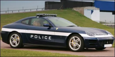 Dans quel pays la police est-elle dotée de cette Ferrari 612 Scaglietti ?