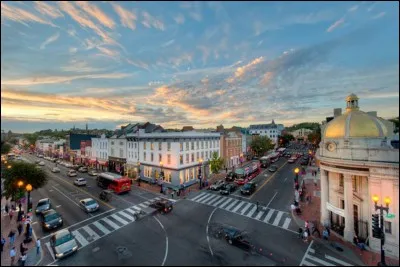 Dans quel pays pouvez-vous visiter George Town ?