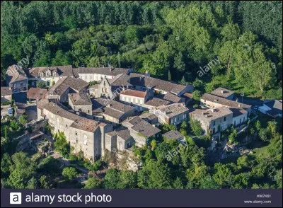 Commune française : Castelmoron-d'Albret est la plus petite commune française en superficie, mais quelle est-elle ?