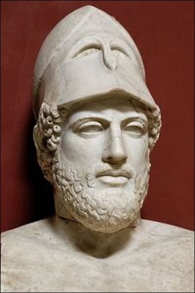 Quel procédé Périclès a-t-il mis en place en -451 afin que tous les citoyens athéniens puissent se rendre voter à l'Ecclesia ?
