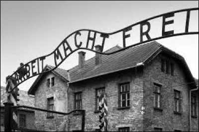 En quelle année le camp d'extermination a-t-il été créé?