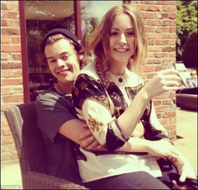 Comment s'appelle la s�ur d'Hazza ?