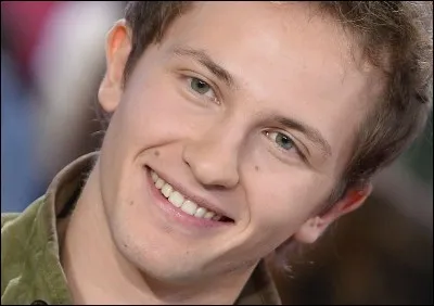 Le p&egrave;re de son 1er enfant se nomme ...