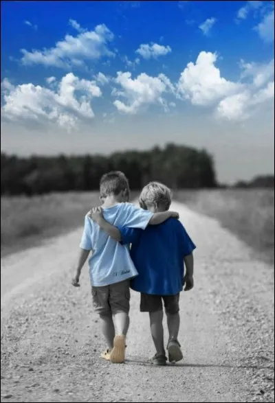 Le film "Sac de billes" sorti en 2017, met en scène les enfants :