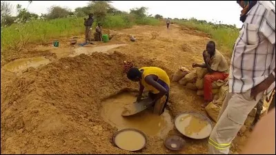 L'orpailleur est un vendeur de paille.